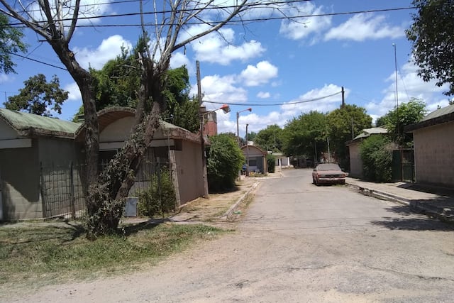 En el barrio viven cerca de 70 abuelos y abuelas.