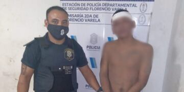 Entró a robar a una casa y fue reducido y maniatado por sus víctimas