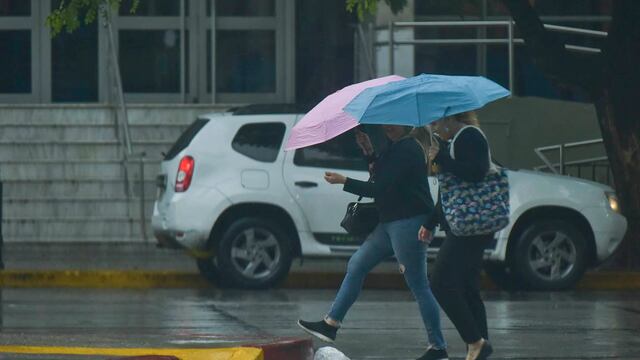 La lluvia está latente y se esperan tormentas aisladas durante todo el viernes en Rosario (Imagen ilustrativa).