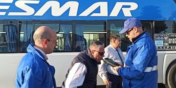 Seguridad vial: secuestraron tres servicios turísticos y desafectaron a dos choferes