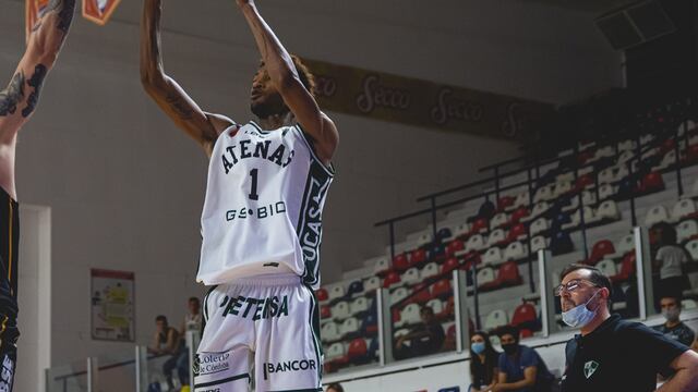Latravius Mosley, el goleador de Atenas en el Súper 20. (Martin Jozami / La Liga)