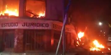 Incendio en Santos Lugares.