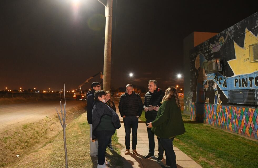 Continúa el plan de renovación de luminarias