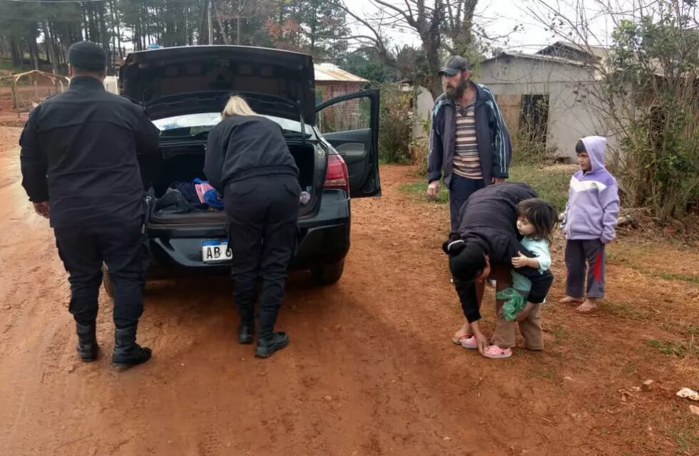 Gesto solidario: policías de San Pedro recaudaron y entregaron donaciones