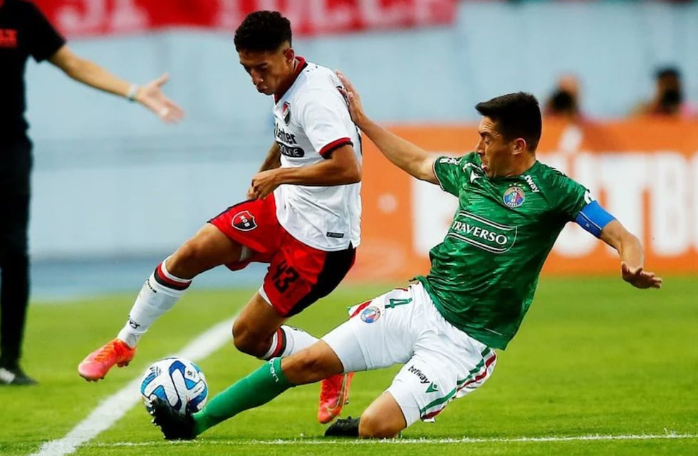 Newell’s clavó un gol al final del partido y se llevó el triunfo en el debut de la Copa Sudamericana