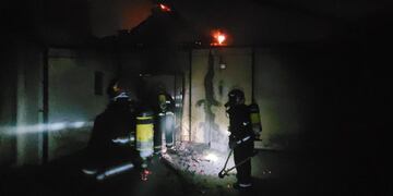 El incendio fue en un local comercial en Córdoba. (Policía)