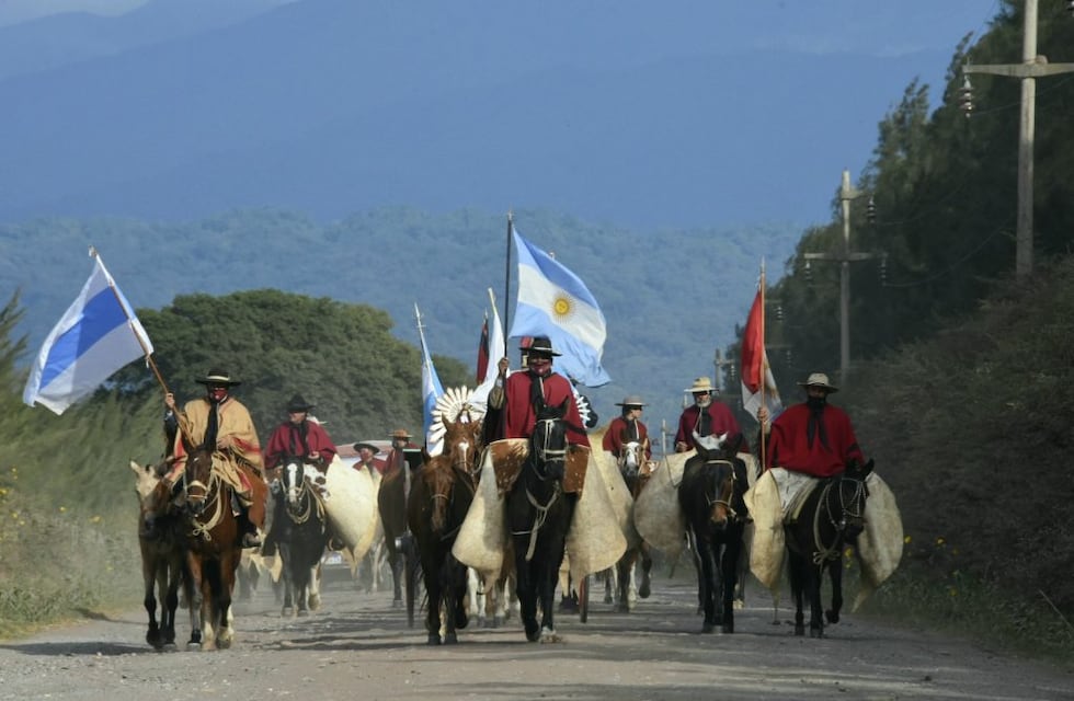 Marcha Patriótica: el COE se reunirá con la Agrupación “Gauchos de Güemes”