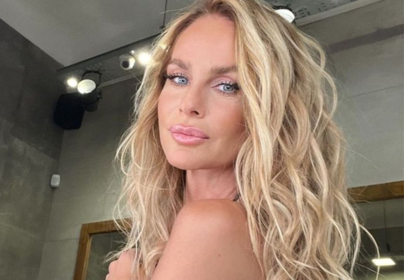 Sabrina Rojas cumplió 45 años y los festejó con jugado look y mucho escote: “Me re gusto yo”