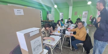 Elecciones en Tierra del Fuego: sin demoras, así se vive este domingo electoral