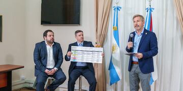 Frigerio elevó a la Legislatura  el proyecto de reforma integral del sistema político provincial.