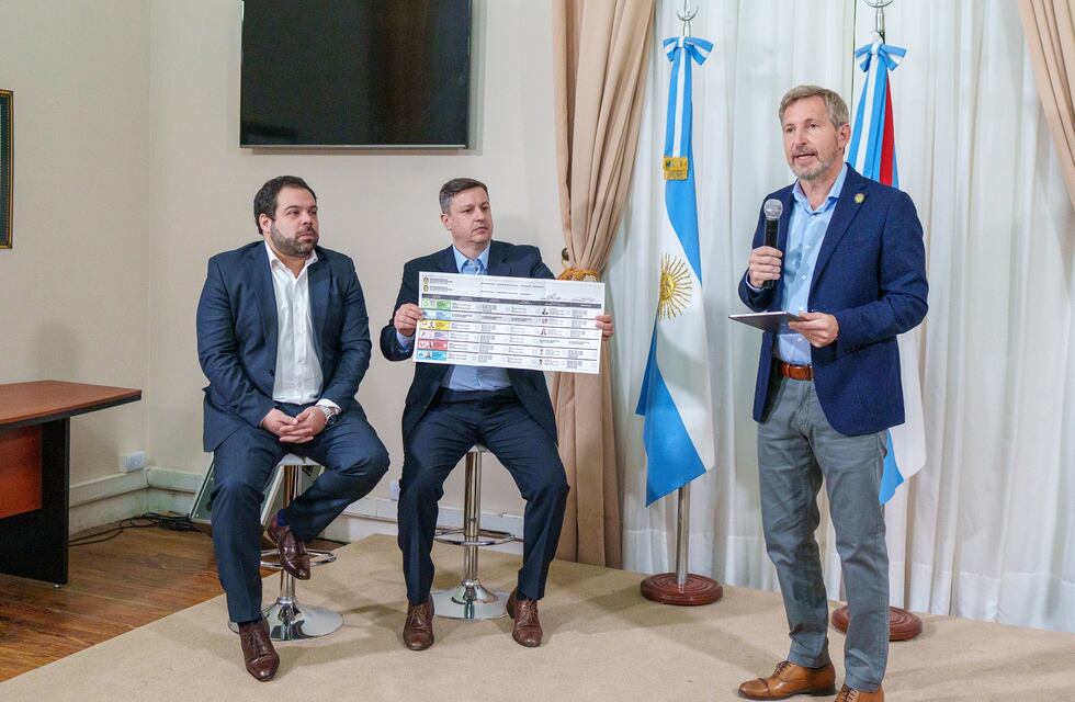 Rogelio Frigerio presentó el Proyecto de Reforma Electoral con Boleta Única Papel en Entre Ríos