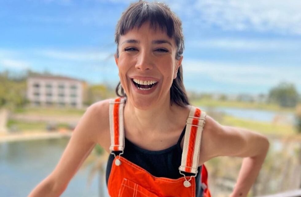 Andrea Rincón desafió todos los límites y se fotografió sin ropa frente al espejo: “Esa boquita”