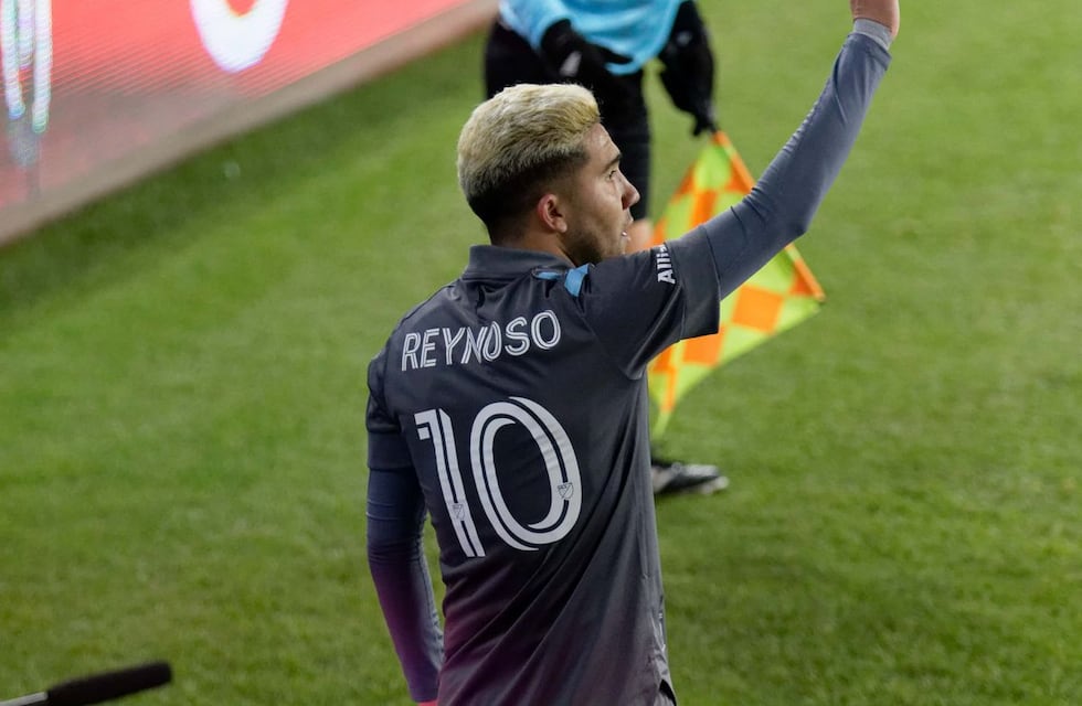 “Bebelo” Reynoso solicitó salir del país para regresar a Estados Unidos