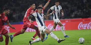 Talleres le ganó 2-1 a Argentinos por la Copa de la Liga Profesional 2024.