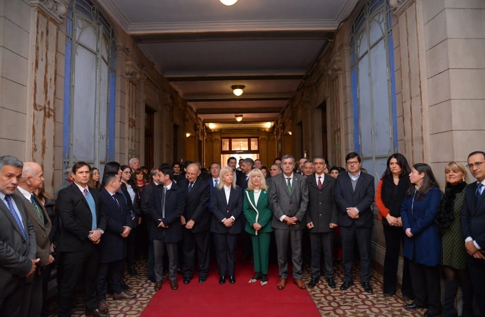 Rinden tributo a J. B. Alberdi en el 214° aniversario de su natalicio