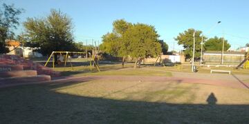 El chico de 17 años fue atacado con un arma de fuego durante una discusión cerca de la Plaza 25 de Mayo.