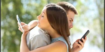 Infidelidad en la era de las redes sociales: quiso engañarla con su novia, pero el final no fue el que esperaba.