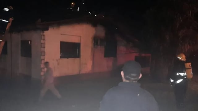 Violencia en Montecarlo: tras una discusión, un hombre incendió la vivienda de su pareja.