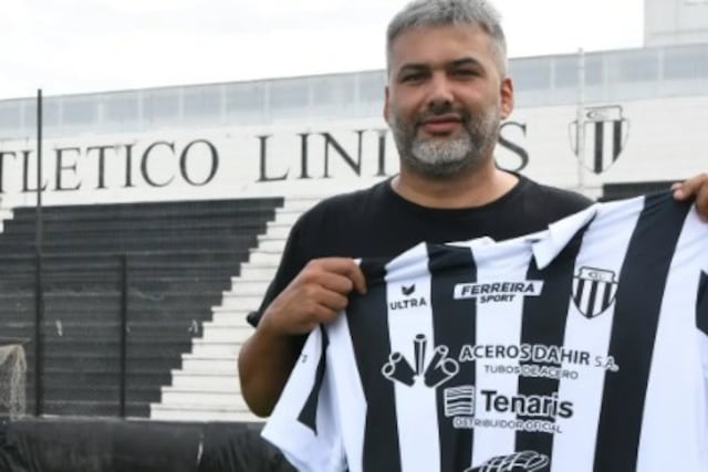 El DT de Liniers, Hernán Rosell, fue denunciado por corrupción de menores. (Foto: Instagram Liniers)