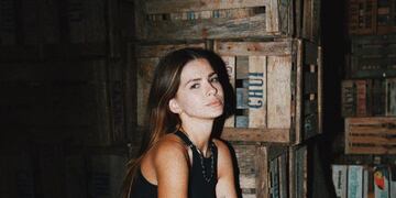 La China Suárez conquistó con un traje oversize.