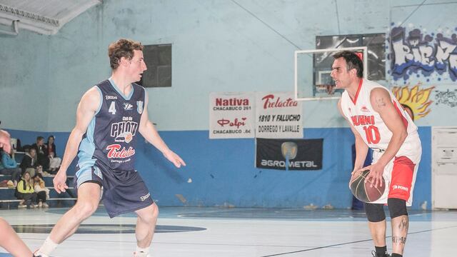 Oficial de Básquet de Tres Arroyos: Alumni sorprendió a Club de Pelota en el inicio de los Playoffs - foto: Facebook Zona Naranja TA