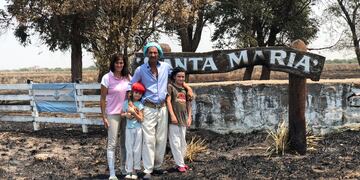 Se incendió su campo en Mercedes y juntan rifas solidarias.