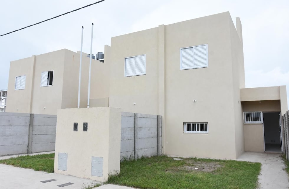 Se presentaron 9 ofertas para los 4 dúplex del barrio Mora: este viernes, el sorteo