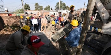 Manzur recorrió obras en Las Talitas