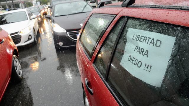 Liberan a Diego C., el joven que atropelló y mató a dos motochorros en Rosario. (@MauroYasprizza)