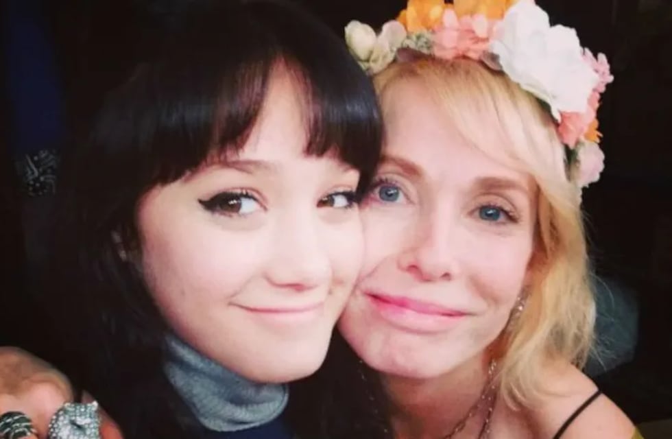 La dura confesión de Gloria Carrá sobre la crianza de Ángela Torres