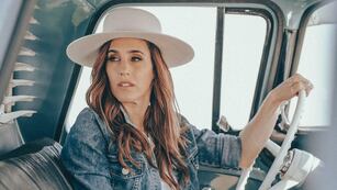 Soledad no pierde sus raíces