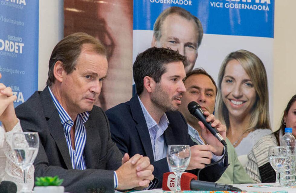 Dirigentes de la anterior gestión de la provincia criticaron el “salto” de Martín Müller hacia Milei