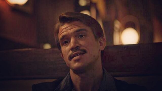 Juan Ignacio Cané mencionó a Newell's en el último capitulo de la serie de Luis Miguel (@juanignaciocane).