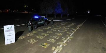 Efectivos de Gendarmería Nacional incautaron media tonelada de marihuana en General Urquiza.