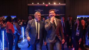 CONMEBOL habilitó a Tapia para ser reelecto como presidente de AFA.