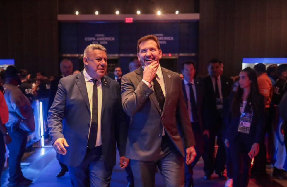 A pesar del fallo a favor de Talleres, CONMEBOL habilitó a Tapia para ser reelecto en AFA