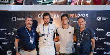 Los tenistas argentinos Guido Pella y Federico Coria participaron del sorteo del cuadro principal del Córdoba Open 2023. (Prensa Córdoba Open)