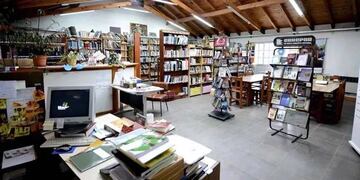 Inauguran un sector para personas con discapacidad visual en la biblioteca Raúl Alfonsín.