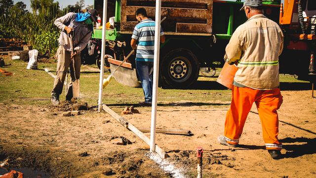 Esta acción se replica en distintas zonas de la ciudad como iniciativa para brindar espacios adecuados para que los chicos puedan realizar deportes y jugar.