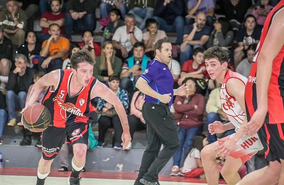 Oficial de Básquet de Tres Arroyos: Argentino finalista y Blanco y Negro estiró la serie