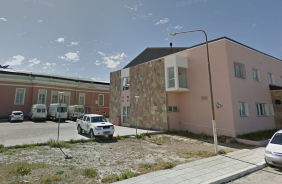 Puerto Deseado: un médico se mudó al hospital para acompañar a su padre con coronavirus