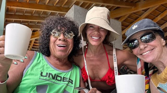 Así son las vacaciones de La Mona Jiménez y su familia en el Caribe.
