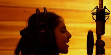 Comenzaron a presentar las canciones de "Mi Primer Tema"