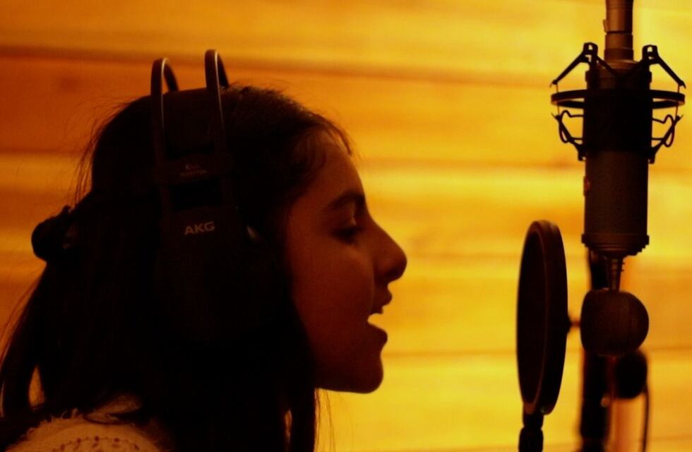 Desde este jueves, presentan las canciones de “Mi primer tema”