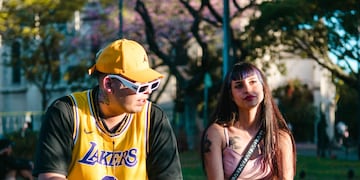 Kaleb Di Masi lanzó “Señorita”, una canción contra la discriminación dedicada a “las pibas de barrio”