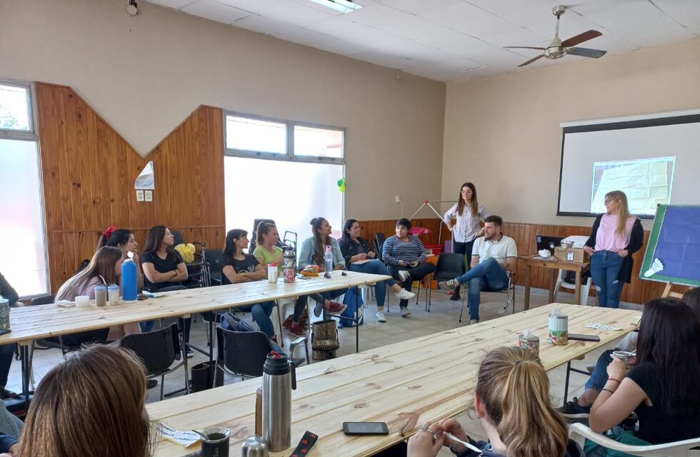 Finalizó el curso de “Asesora de ventas” de Santa Fe Capacita