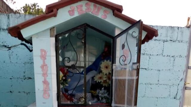 Robaron la imagen del Divino Niño Jesús de una barrio salteño
