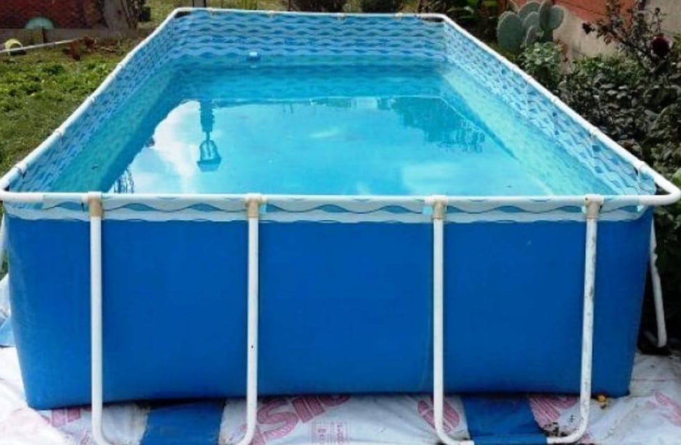 Tragedia en Córdoba: investigan la muerte de una mujer hallada en una pileta