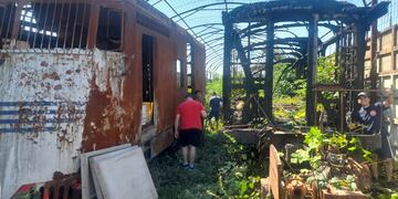 Limpieza en el predio del FFCC Belgrano