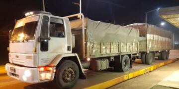 Interceptan soja sin declarar en Apóstoles.